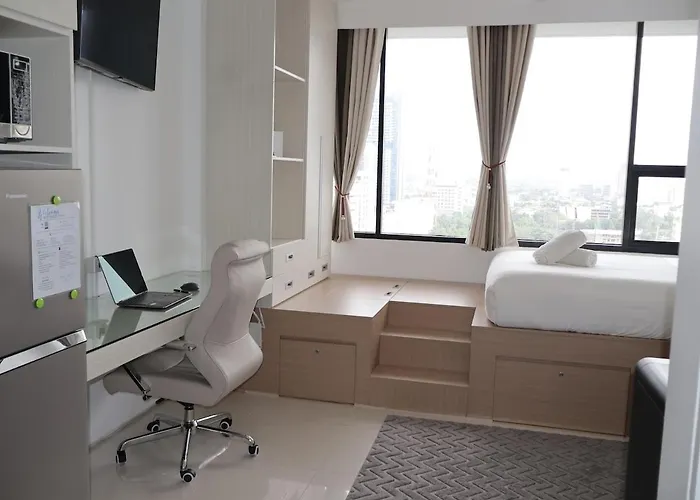 Apartment Avenir Next To It Park