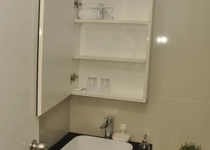 Avenir Next To It Park Apartment Cebu